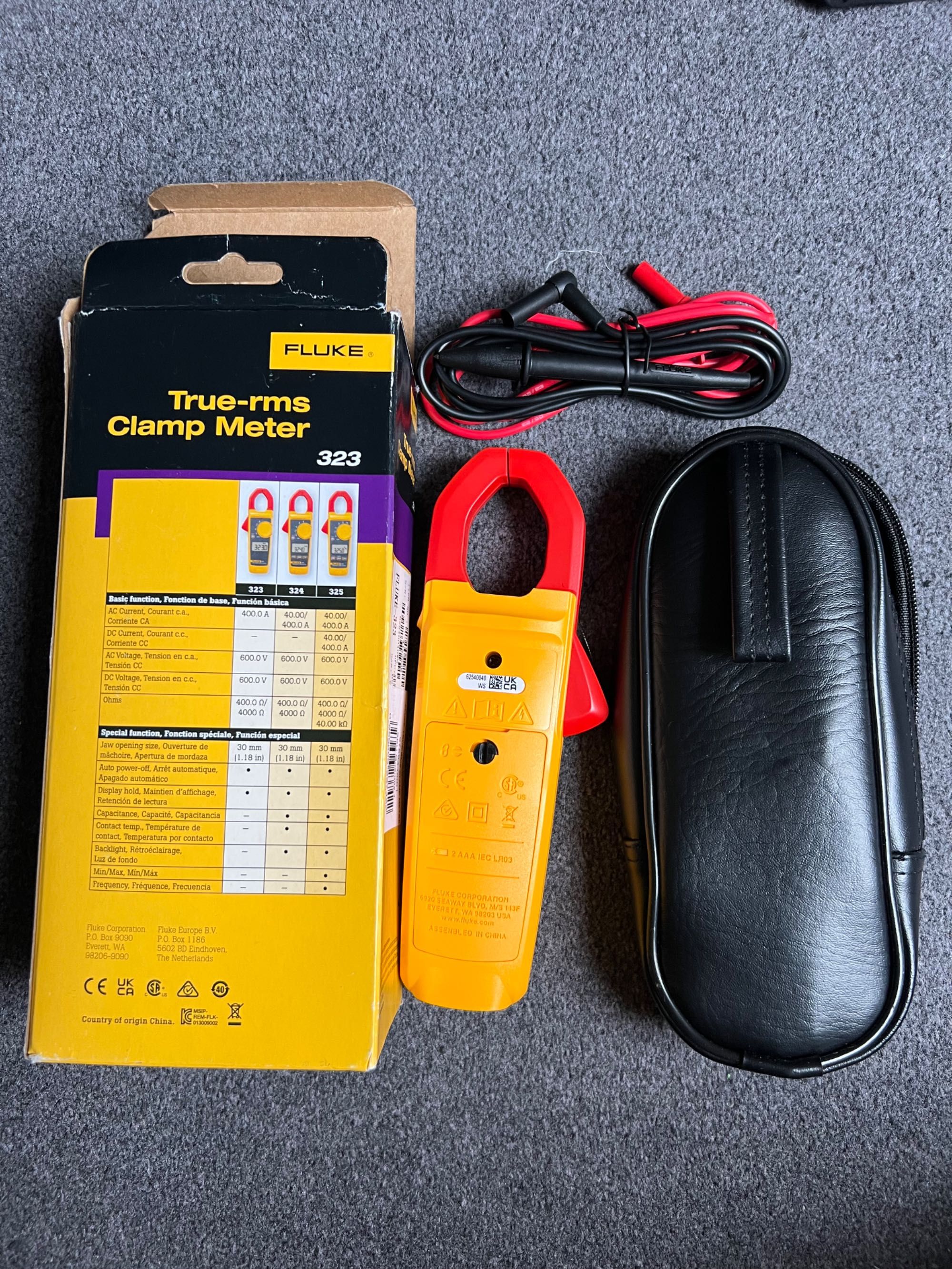 Fluke 323 True-RMS