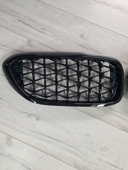Grila-Diamond-Neagra-Full-Black-Bmw-Seria-5-G30-2017-2018-Xdrive-2019
