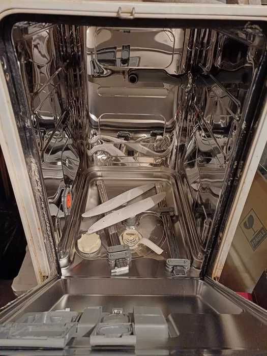 Съдомиялна Electrolux на части