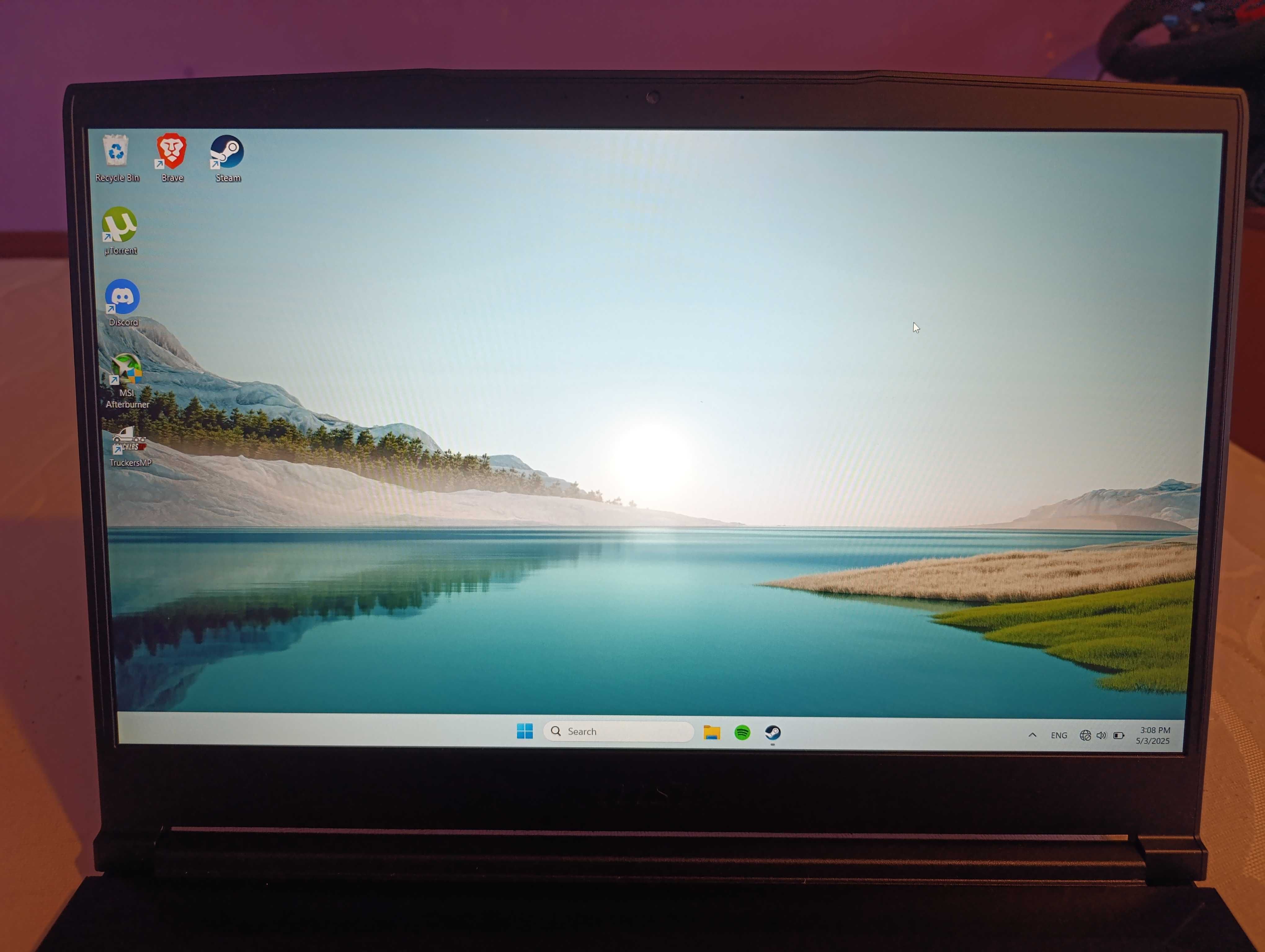 Геймърски лаптоп MSI Thin GF63 i5-12450H/RTX 4050/16GB RAM/512GB SSD
