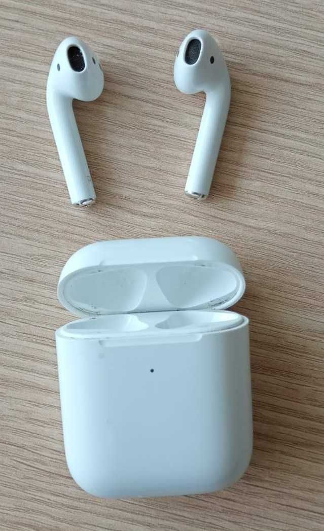 Слушалки AirPods 2
