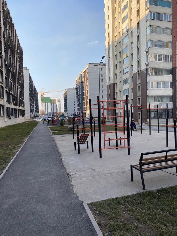 Продам 2 -х комнатную квартиру, 52 кв.м. Микр. Аккент 64
