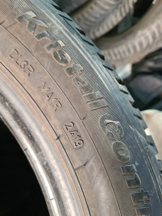Гуми 215/55/17 дот19
