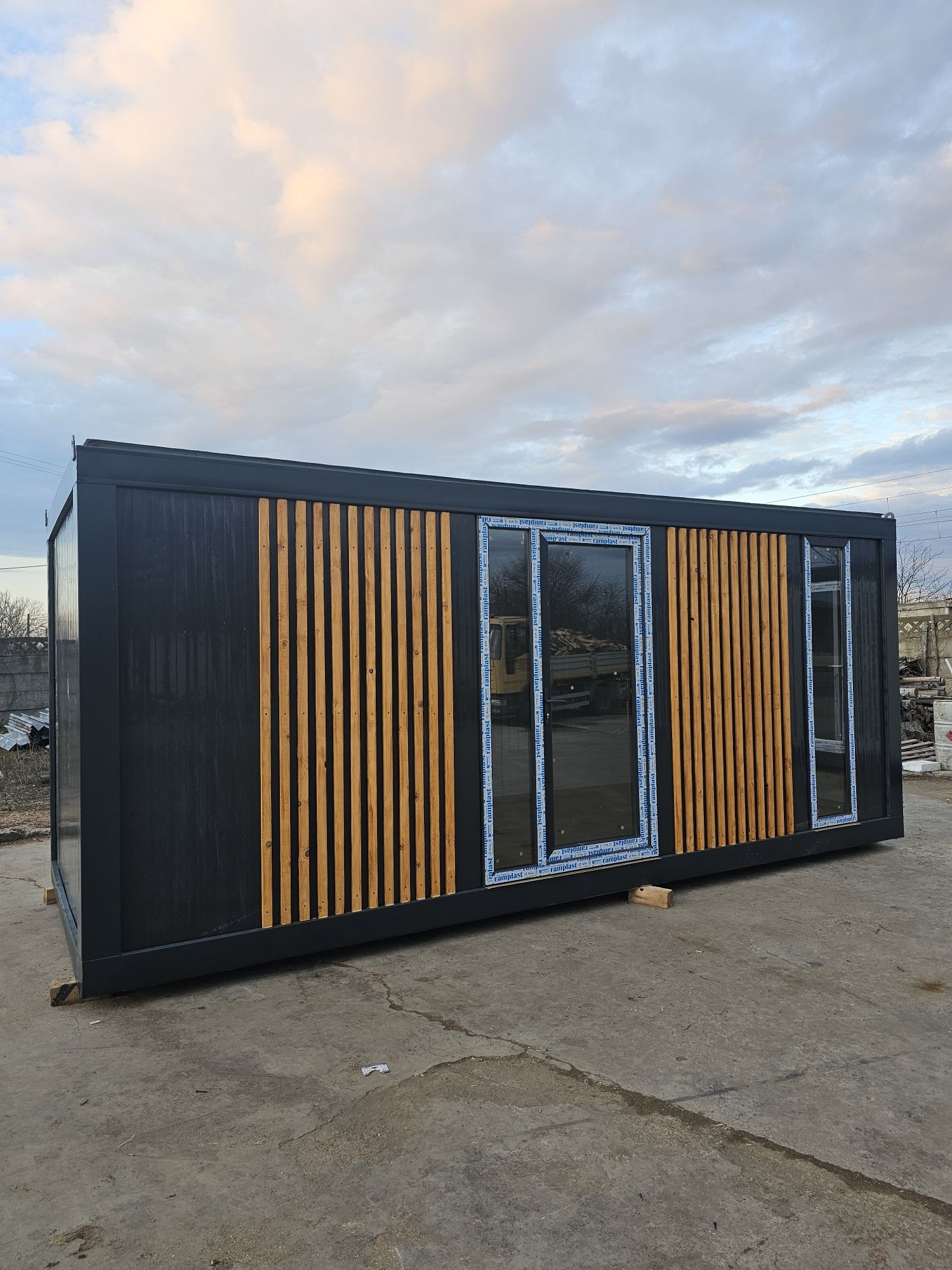 Vand containere modulare