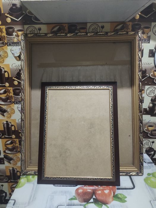 Продаются две рамки