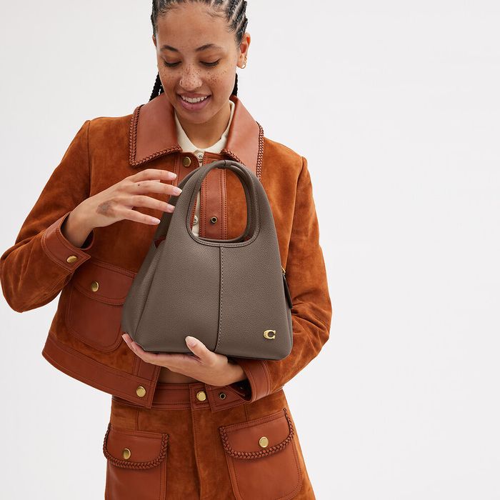 Coach Lana Shoulder Bag , цвят Dark Stone