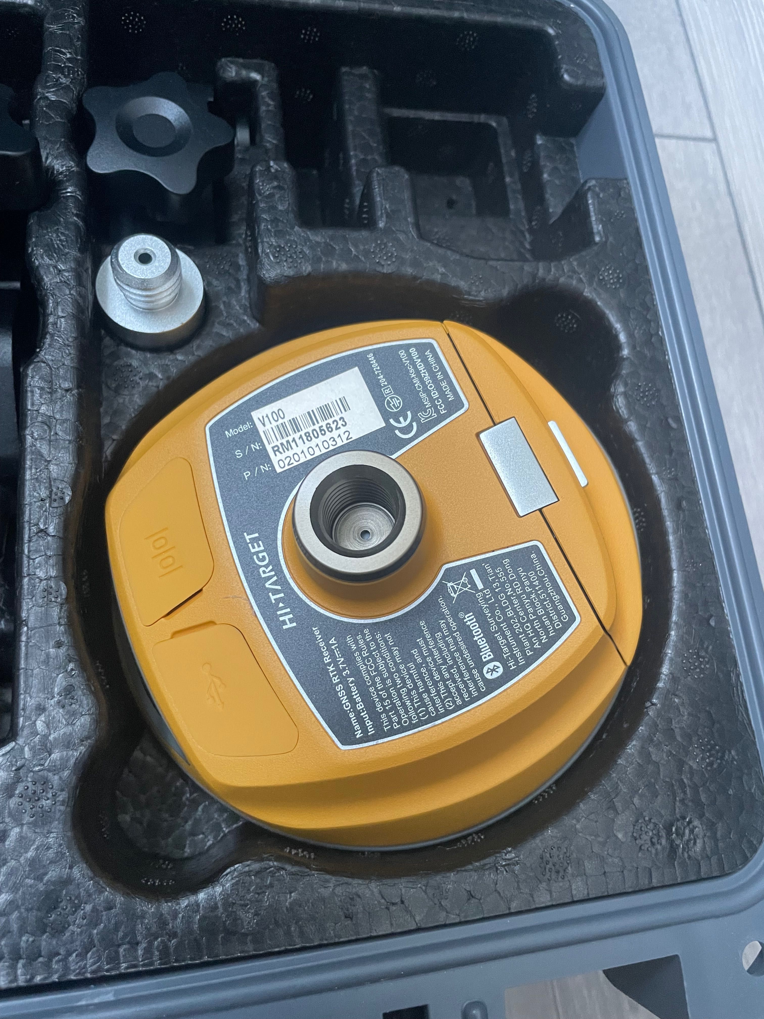 HiTarget V100 GPS