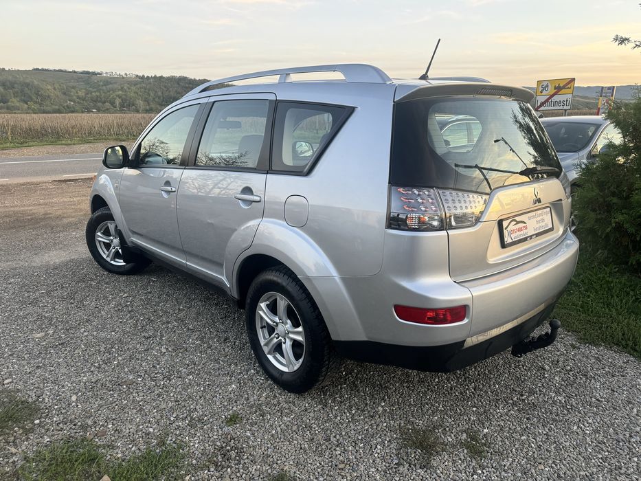 Mitsubishi Qutlander 20TDI~156000 km Posibilitate Rate Cash Buy Back