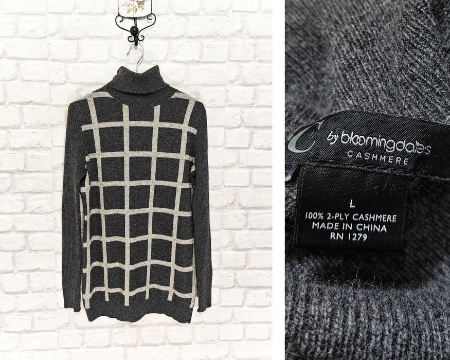 Bloomingdale's 100% Кашмирен дамски пуловер с висока яка размер L