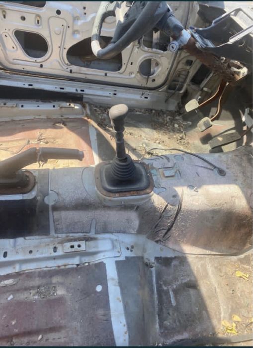 Детали кузова, Радиатор;Рулевая рейка и Т.Д.Опель-Омега