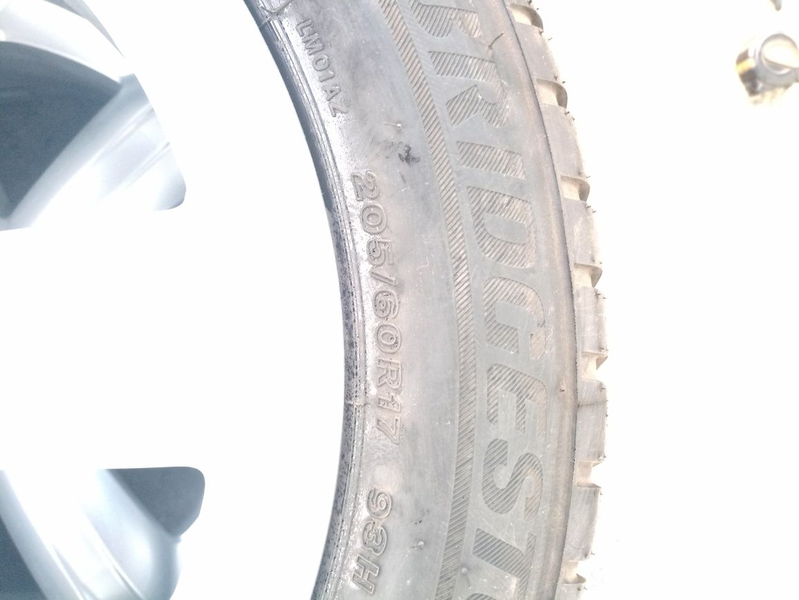 4 jante originale Mini R17 echipate de iarna Bridgestone 205/60 R17