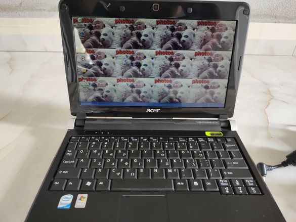 Лаптоп Acer aspire one d150-1bw