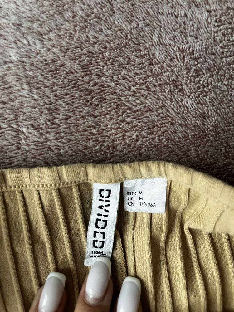Кафява рокля на марката H&M