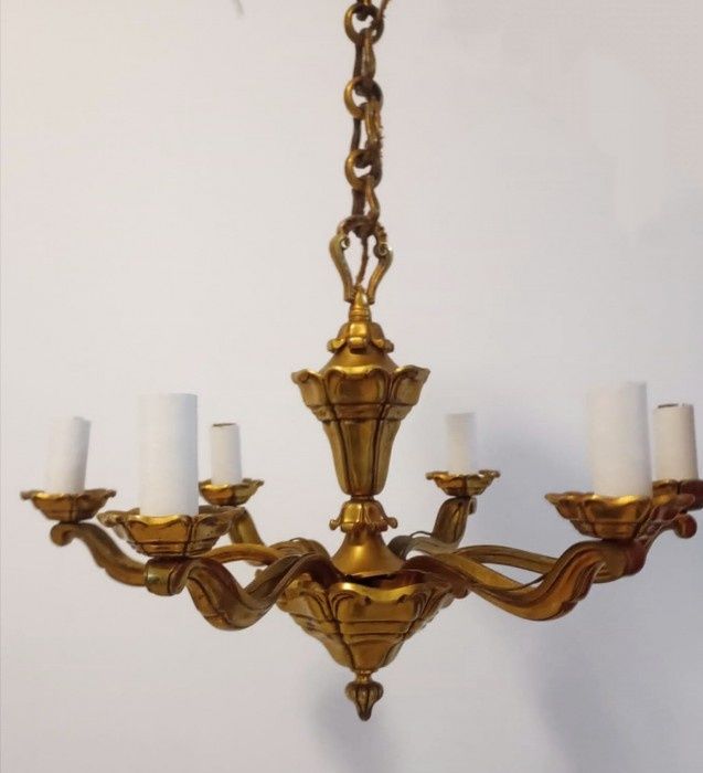 Candelabru din bronz masiv cu 6 brațe ,țara de proveniență Franța ,pie