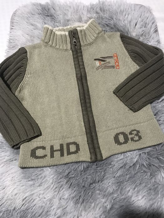 Дънки и жилетка 18м