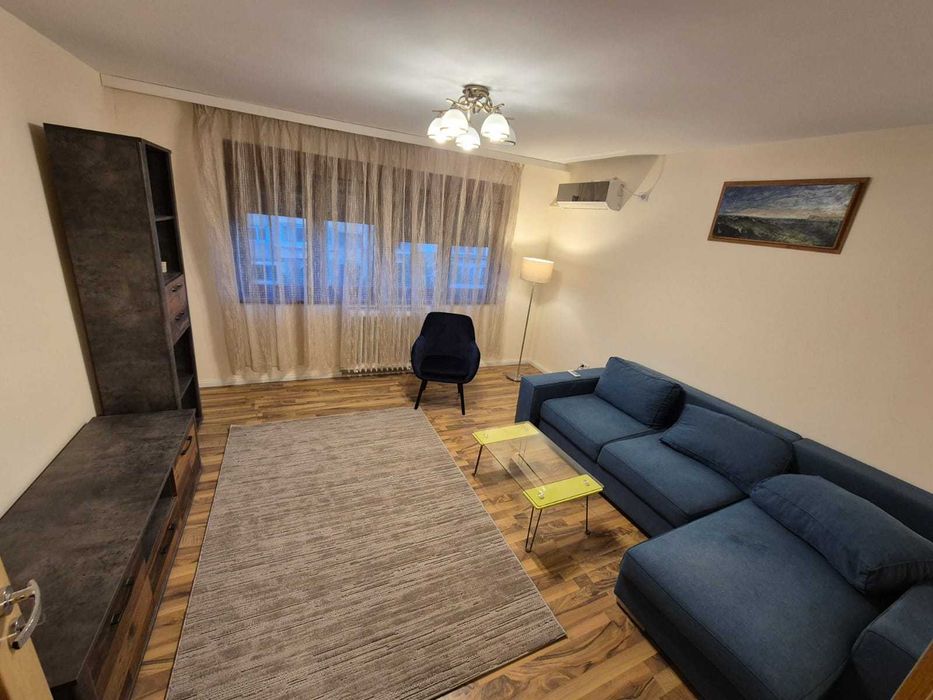 Proprietar inchiriez apartament 3 camere central Balcescu Timisoara