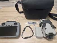 Vand drona dji mini 4 pro ,Rc2 ,geanta, ca noua