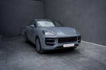 Porsche Cayenne Coupe Noul Porsche Cayenne E-Hybrid Coupe , pe stoc , stare impecabila