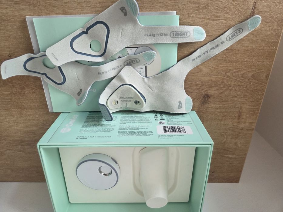 Owlet Sock 3- Garanție 1 an si 6 luni.