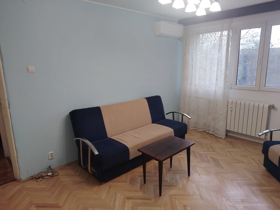 Eroii Revoluției langa metrou, decomandat,mobilat,utilat 370 de euro