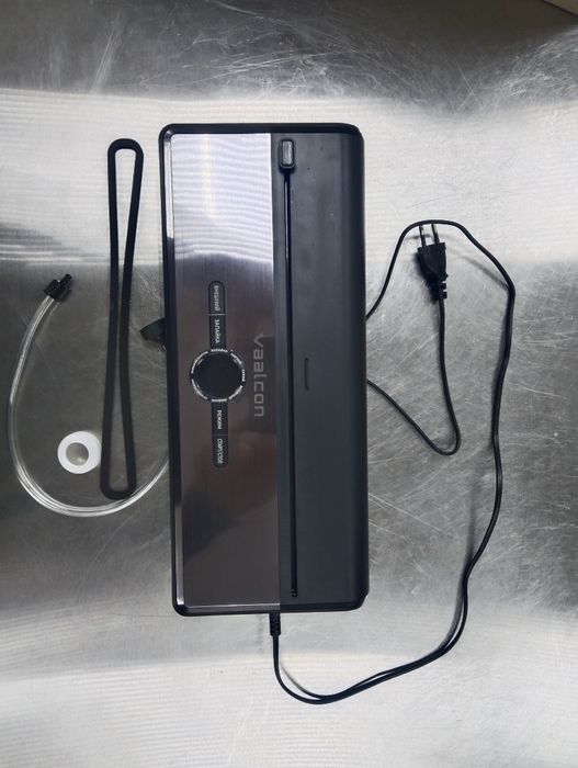 Продам  вакуумный упаковщик