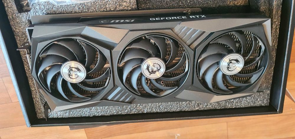 Видео карта MSI GeForce RTX 3080 10GB GAMING Z TRIO
