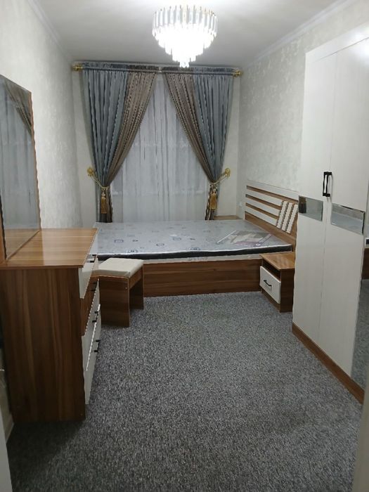 Сдаётся 2 ком переделана в 3 х ком в Микрорайоне