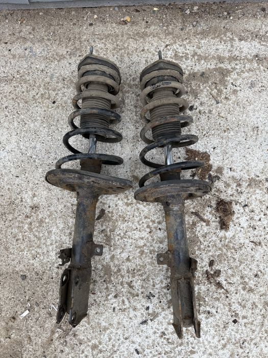 Амортизаторы с пружиной toyota camry 40 задний