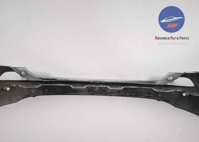 Задна броня / Zadna bronya оригинална с 6 сензора Тойота Рав 4 / Toyot