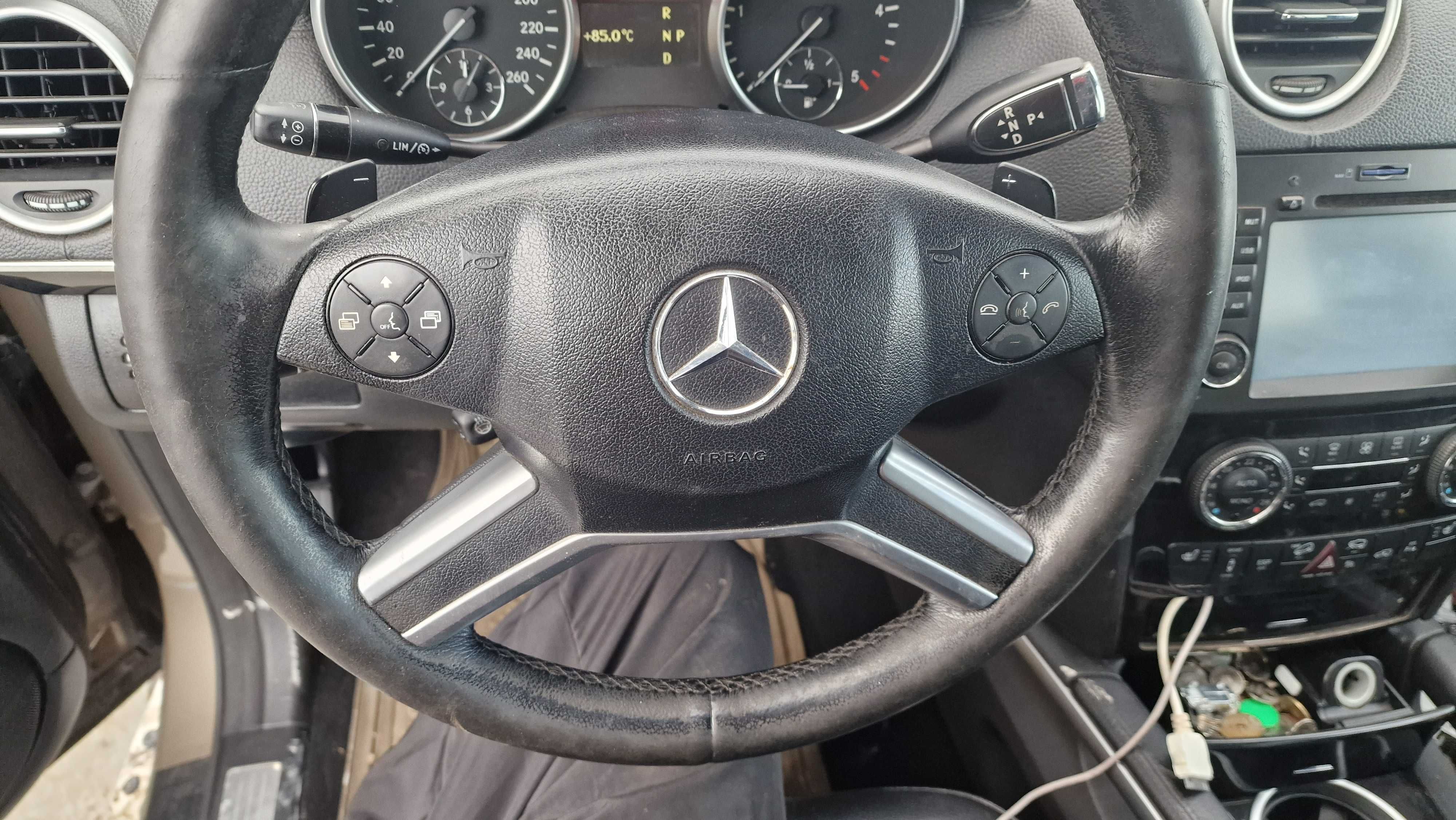 Dezmembrez Mercedes ML Facelift W164 ML280 ML320 ML350 ML420 ML500