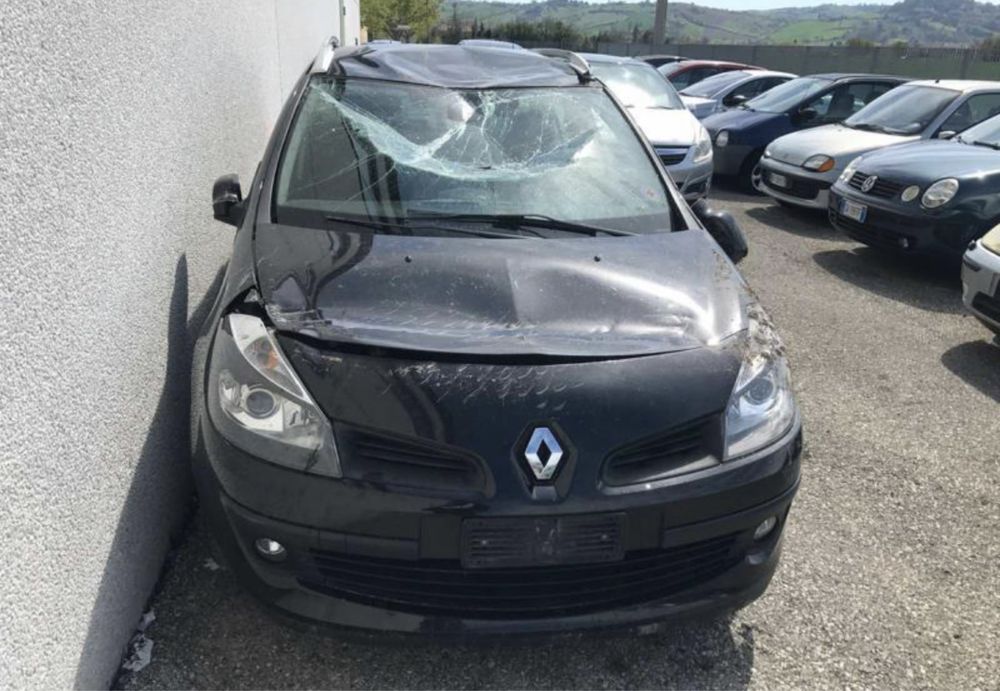 Renault/ рено clio 1.2i на части