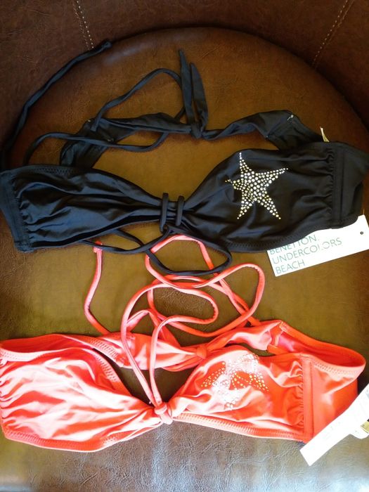 Sutiene costum de baie