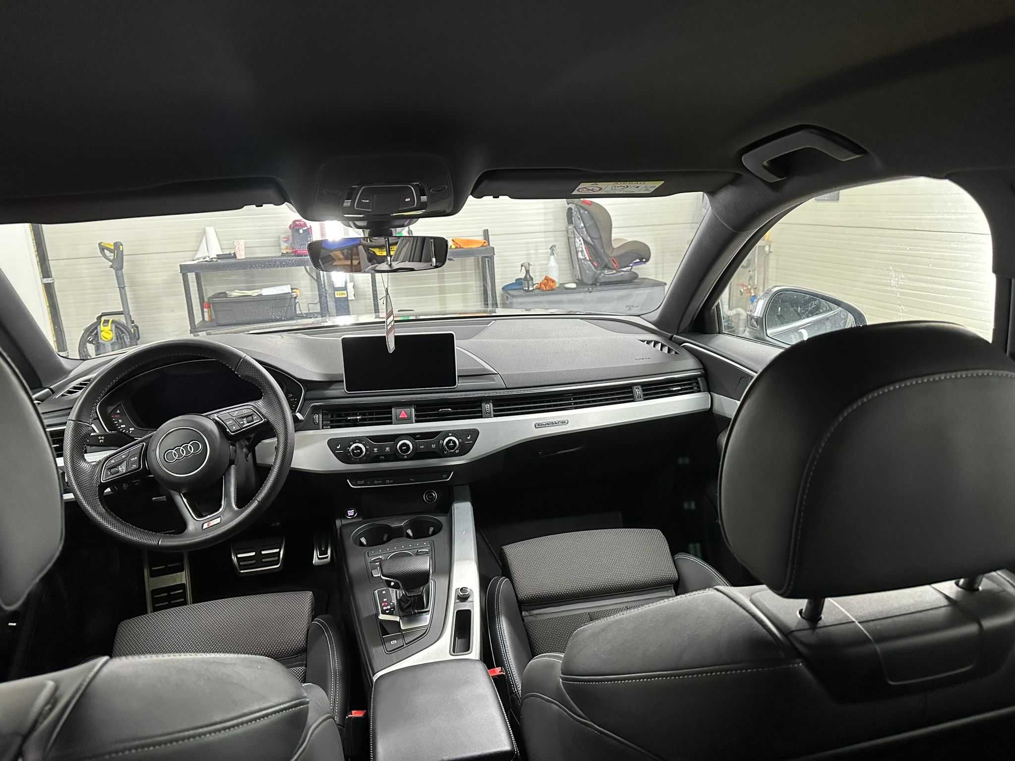 Audi A4 B9 model 2017