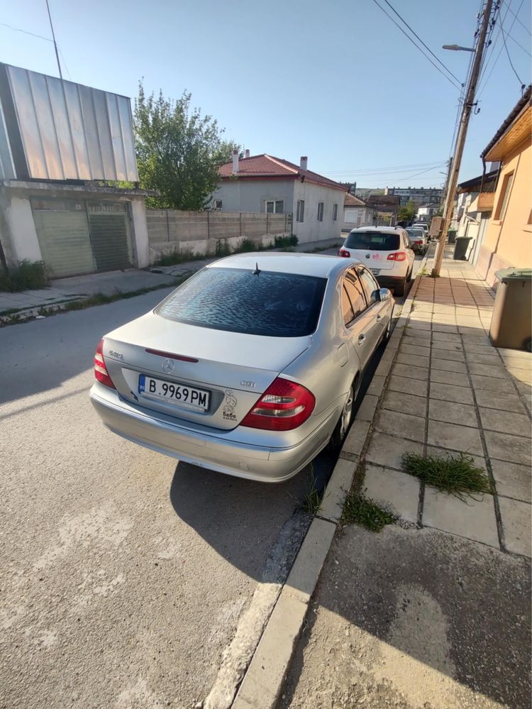 Мерцедес  Е 270 Авангард