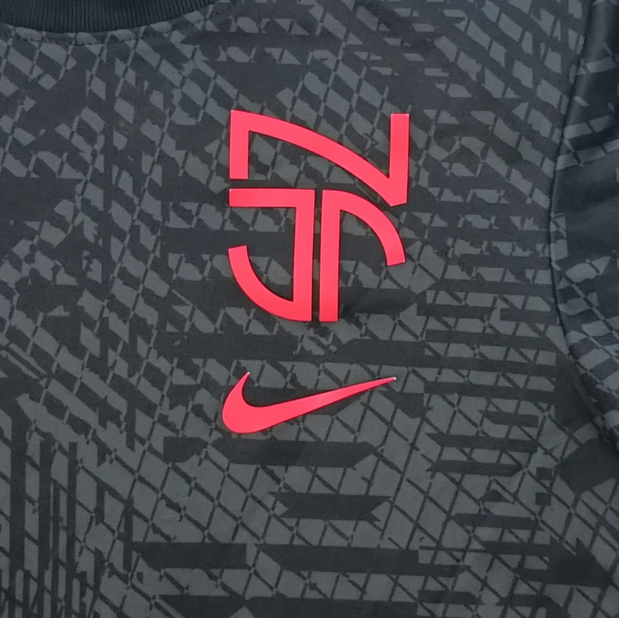 Nike DRI-FIT Neymar JR Tee оригинална тениска ръст 128-137см Найк