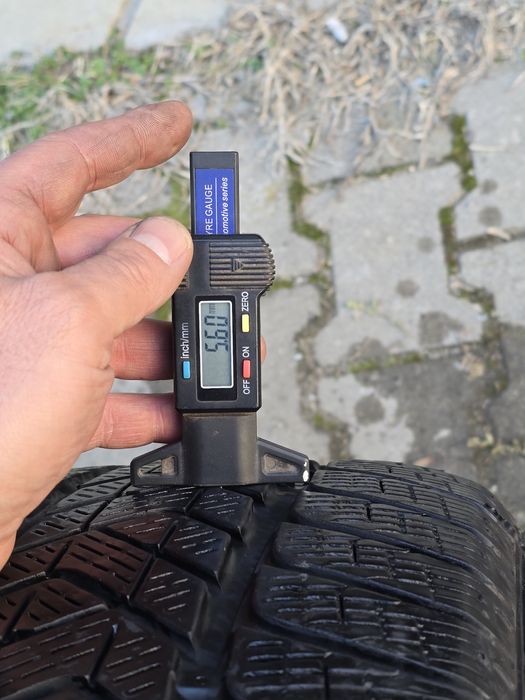 235 55 18 Pirelli