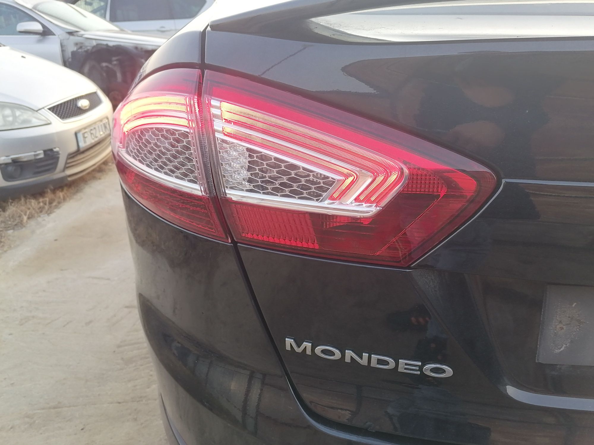 Spate complet ford Mondeo mk4.5  stopuri led, haion, bara spate