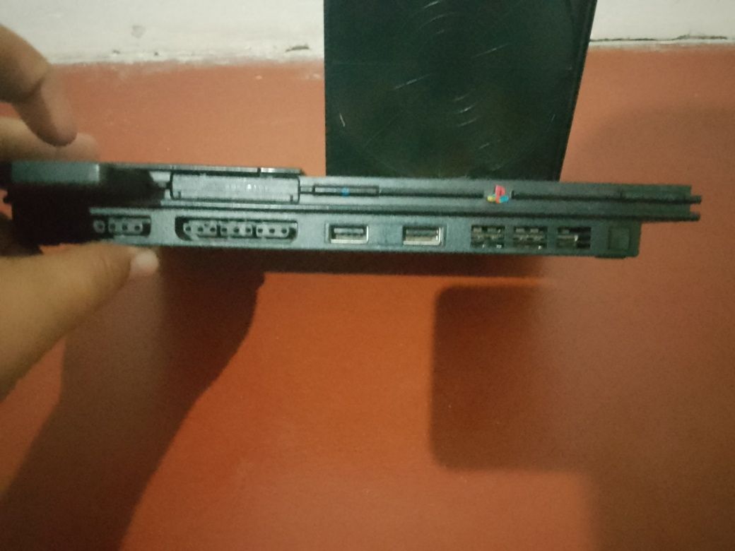 Sony PlayStation 2 Slim