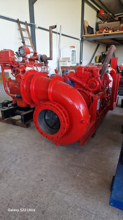 Pompa de apa moto pompa motopompa iveco 360 mc  irigatii