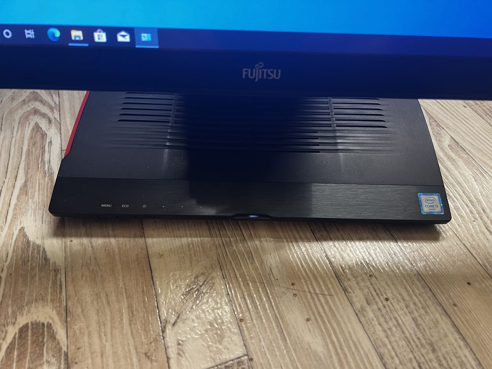 Компютър Fujitsu Esprimo X956 All-in-One touch screen тъч скрийн