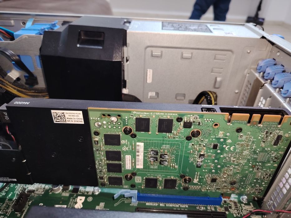 Placa video 8gb ddr5 Nvidia Quadro m4000