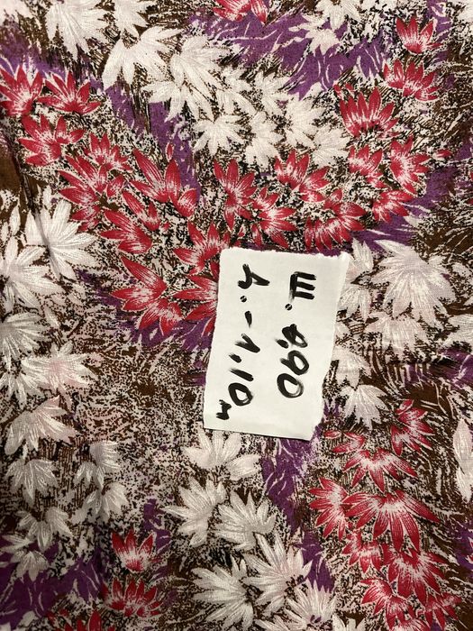 Платове парчета вълнени, памучни, коприна и дамаска