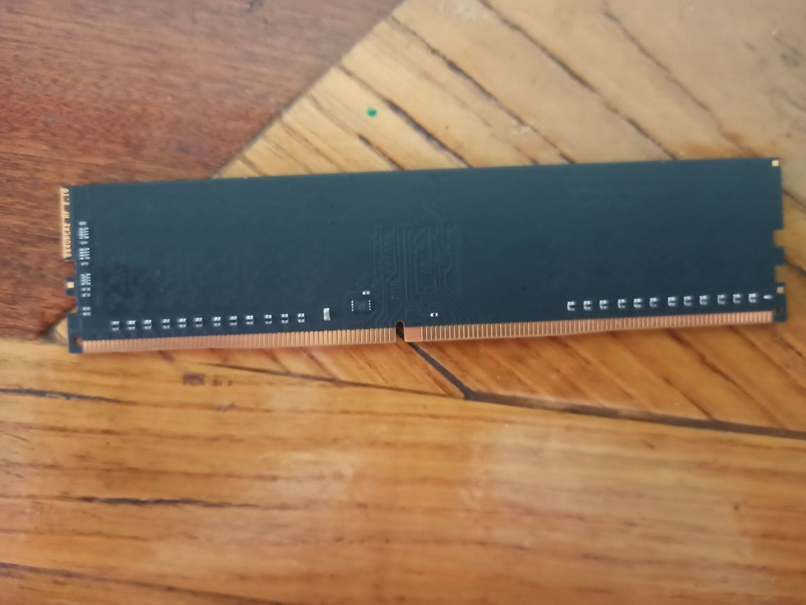 DDR4 4gb 2666 ггц U-DIMM