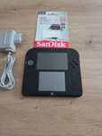 Nintendo 2ds negru-rosu modat cu Sandisk ultra 128gb impecabil