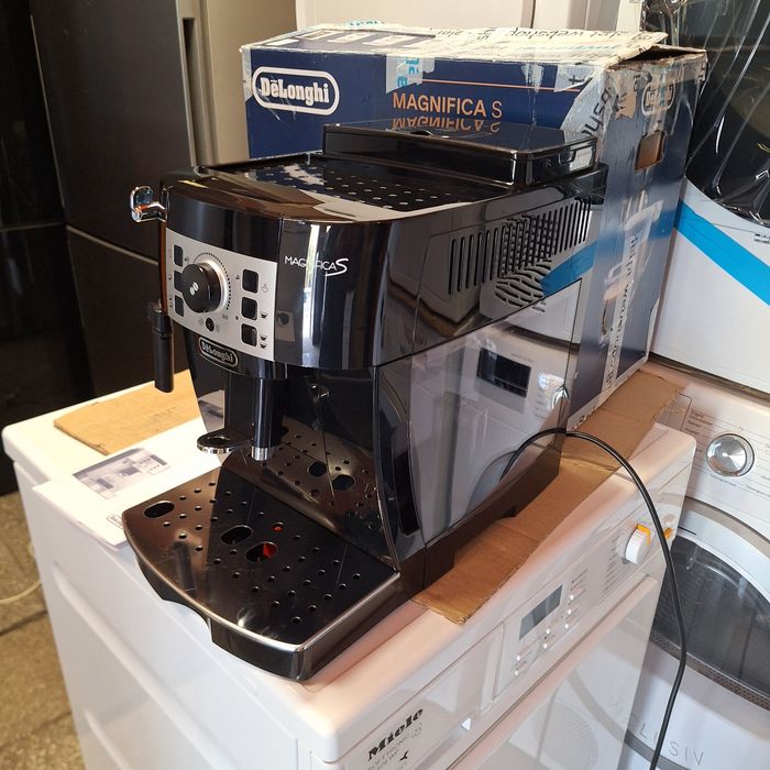 Кафе машина Делонги Магнифика S Delonghi Magnifica S гаранция 6 месеца