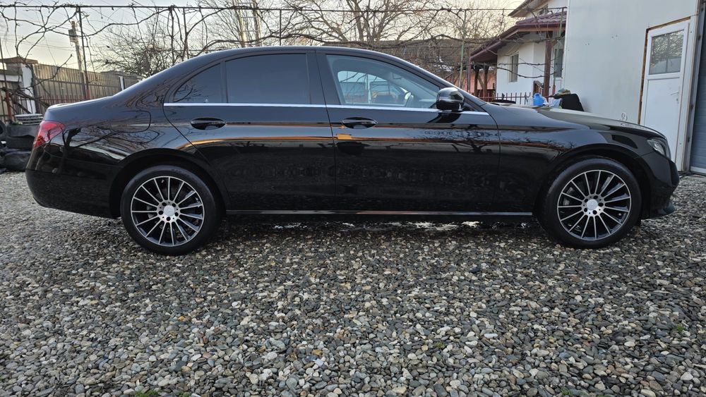 Mercedes E 200 Benzina ! Impecabil ! Pret brut! Factură+garanție!