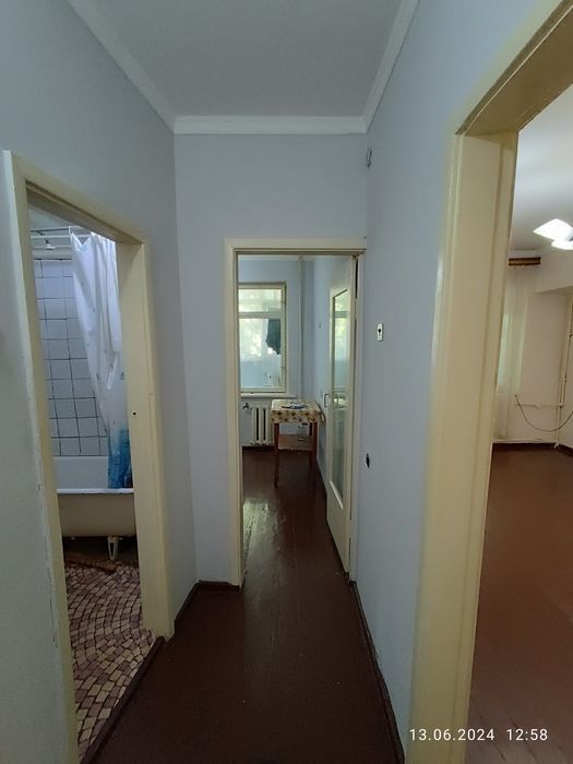 Продаётся 1 ком квартира в Юнусабаде