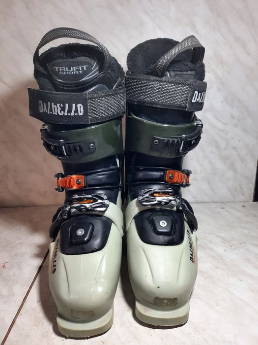 Clapari ski schi Dalbello mondo 25,5 corespunde mărimii 39-39,5
