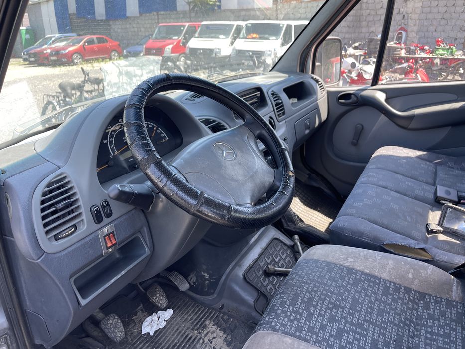 Mercedes-Benz Sprinter Autoplatforma