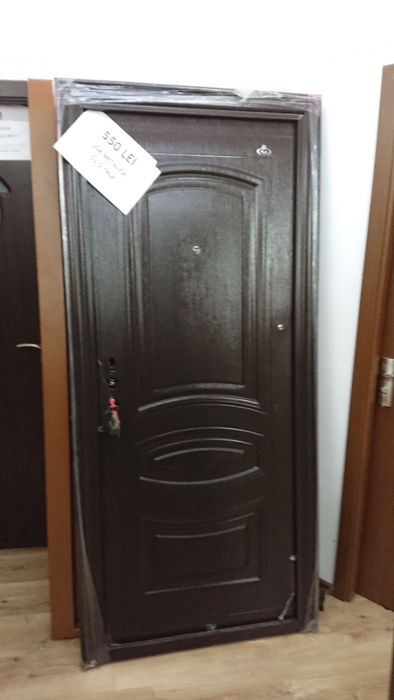 Usa metalica (noua)cu o yala 800 +200 montaj